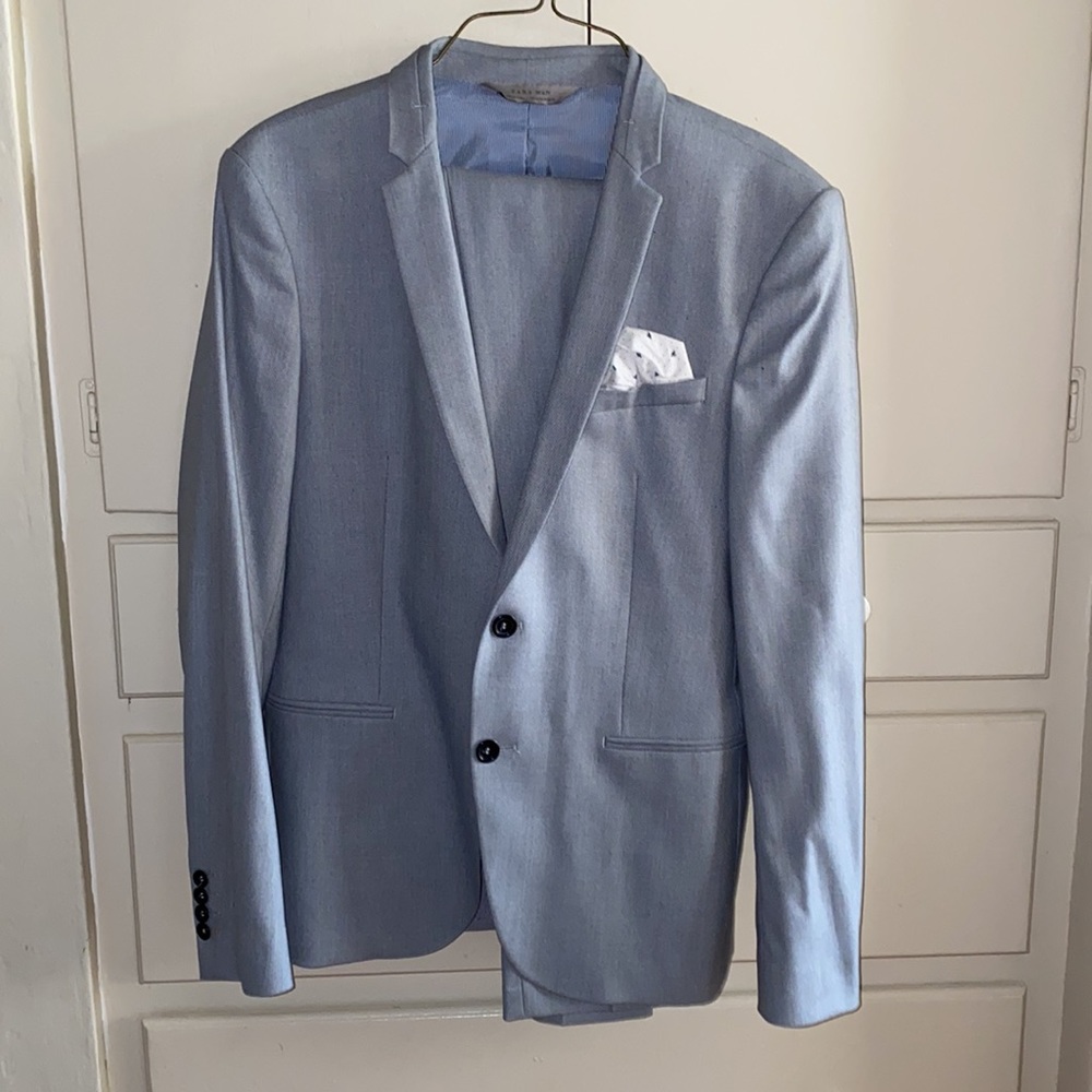 Spring/summer suit, by Zara man